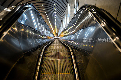 A downstairs view of a Tianmen Mountain (天门山) Escalator, Hunan province (湖南省), China